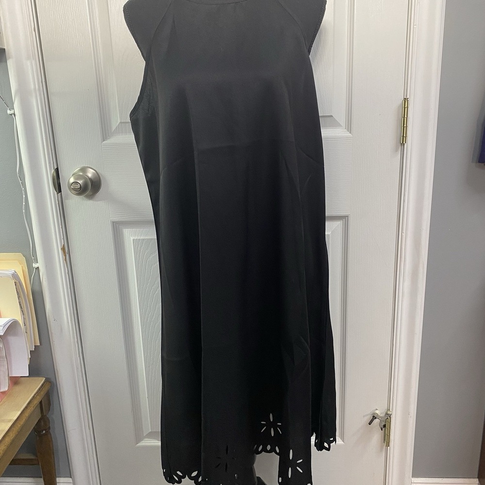 Black Dress Women's Sz. XL Sleeveless Scalloped Hem Mini Shift Wedding Racerback